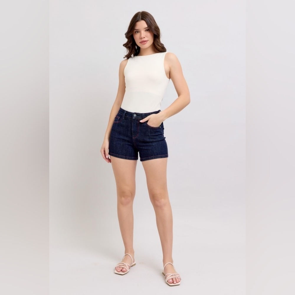 Judy Blue High Rise Heart Pocket Denim Shorts Contrast Stitching Stretch NEW
